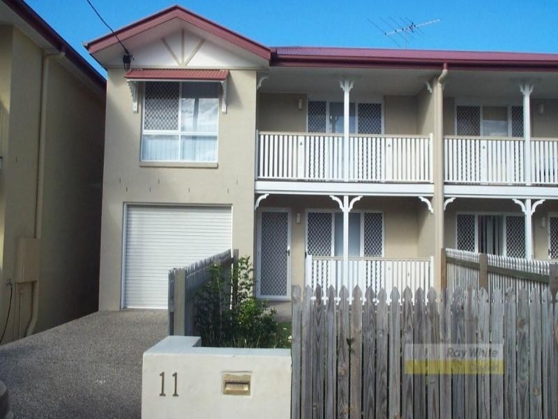 11 Austin Street, Wavell Heights QLD 4012