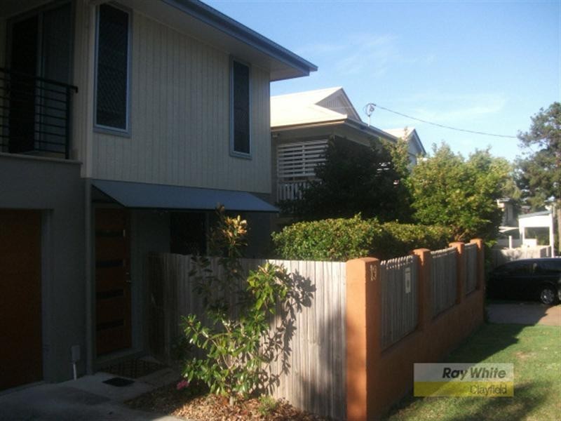 2/19 Eliza Lane, Wavell Heights QLD 4012