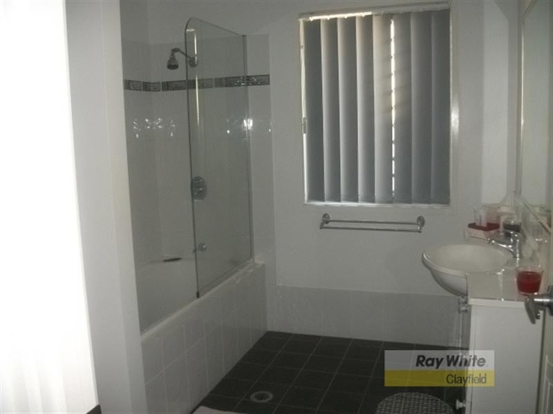 2/19 Eliza Lane, Wavell Heights QLD 4012