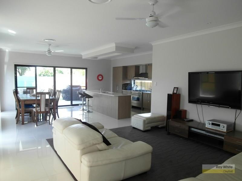 25 Webster Avenue, Hendra QLD 4011