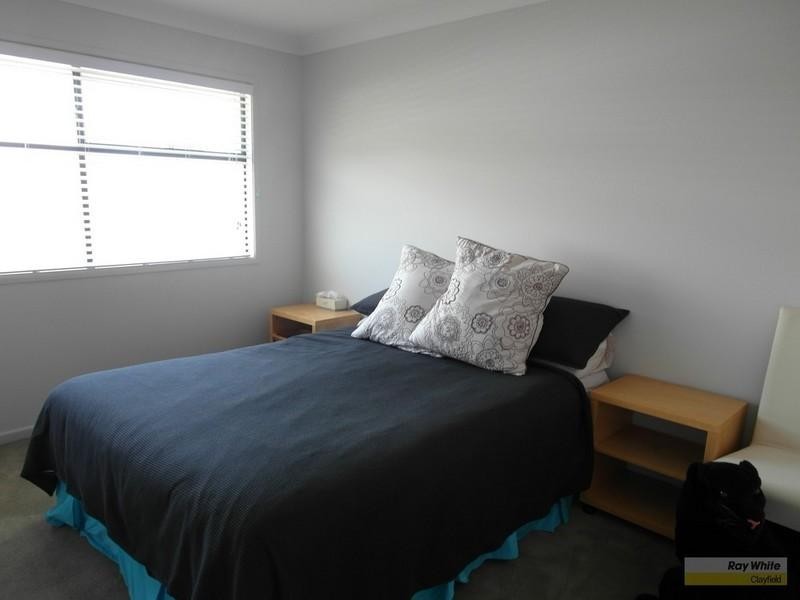 25 Webster Avenue, Hendra QLD 4011