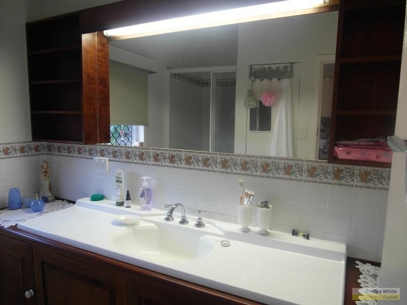 95 Manson Road, Hendra QLD 4011