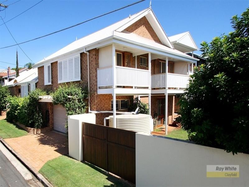 34 Sefton Avenue, Clayfield QLD 4011