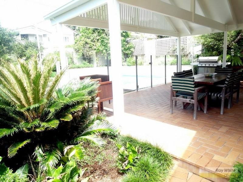 34 Sefton Avenue, Clayfield QLD 4011