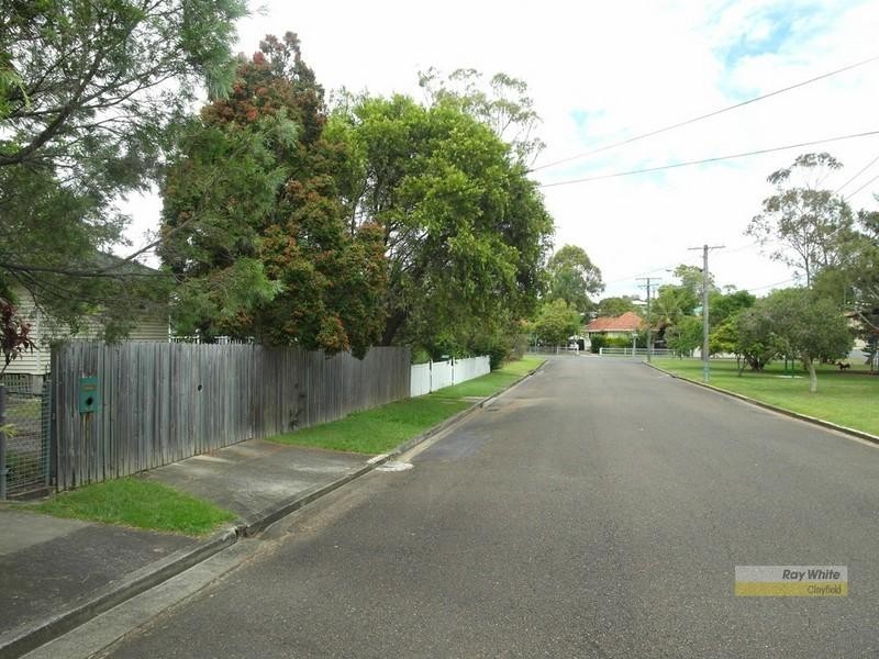 26 Kembla Street, Wavell Heights QLD 4012