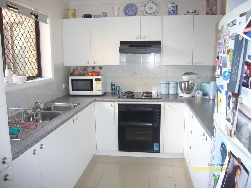 2/56 Franz Road, Clayfield QLD 4011