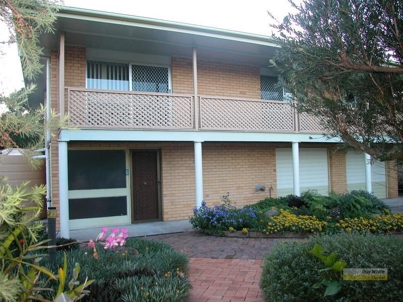 8 Crowndale Street, Wavell Heights QLD 4012