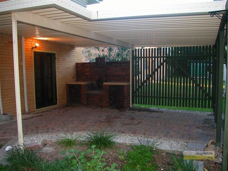 8 Crowndale Street, Wavell Heights QLD 4012