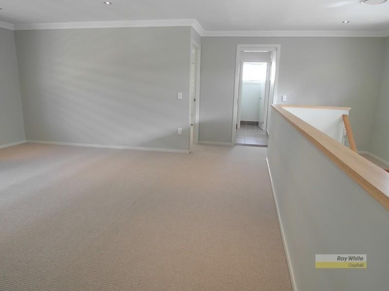 8 School Street, Hendra QLD 4011