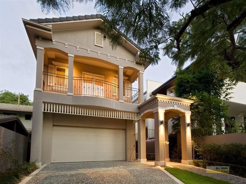 35 Sparks Avenue, Hamilton QLD 4007