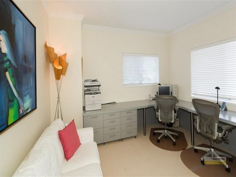 35 Sparks Avenue, Hamilton QLD 4007