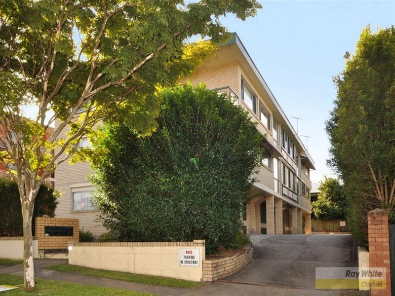 2/33 Oliver Street, Nundah QLD 4012