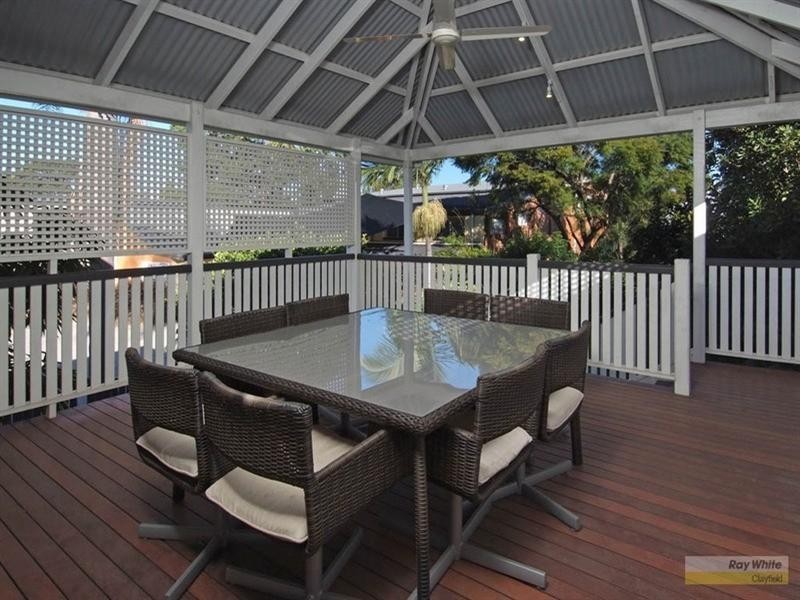 57 Kent Street, Hamilton QLD 4007