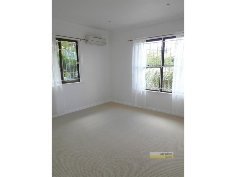 1 Highlands Street, Wavell Heights QLD 4012