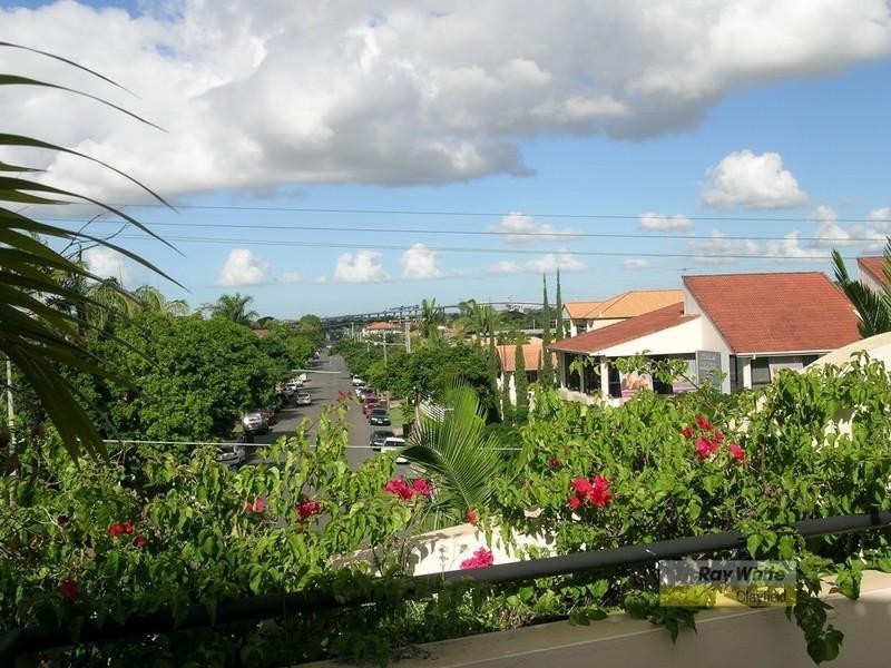 9/84 Racecourse Road, Ascot QLD 4007