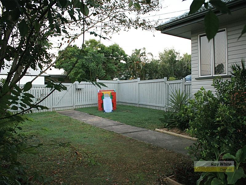 8 Frankit Street, Wavell Heights QLD 4012