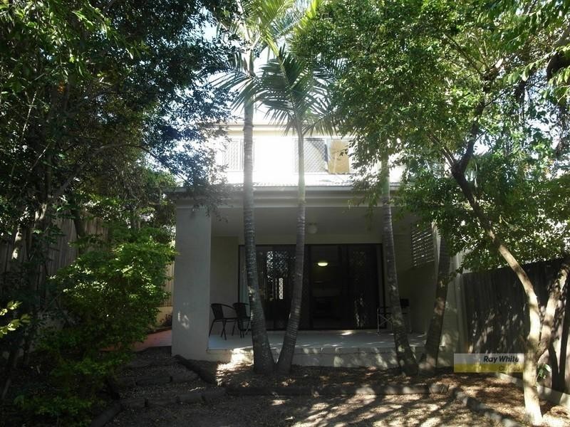 16 Hamley Street, Wooloowin QLD 4030