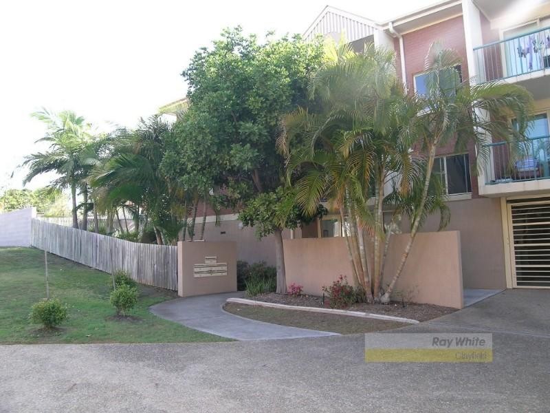 2/216 Junction Road, Clayfield QLD 4011