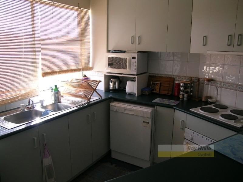 2/216 Junction Road, Clayfield QLD 4011