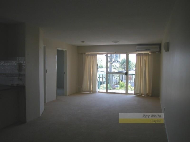 2/216 Junction Road, Clayfield QLD 4011