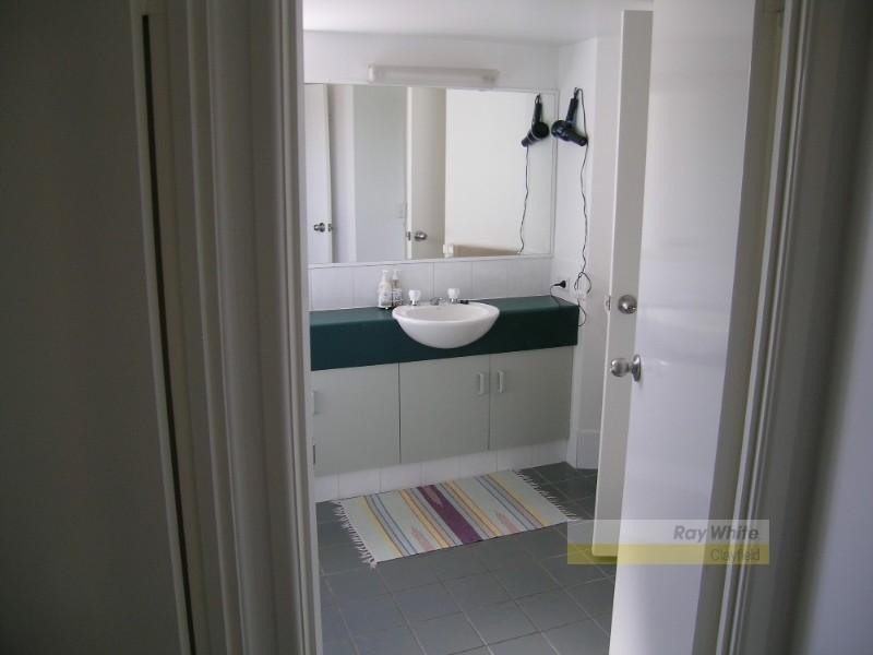 2/216 Junction Road, Clayfield QLD 4011