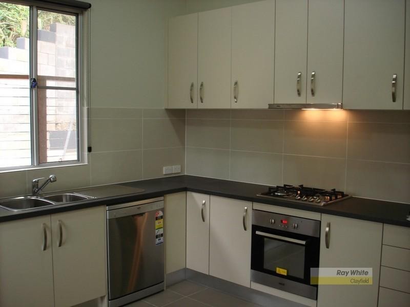 1/22 Arran Avenue, Hamilton QLD 4007