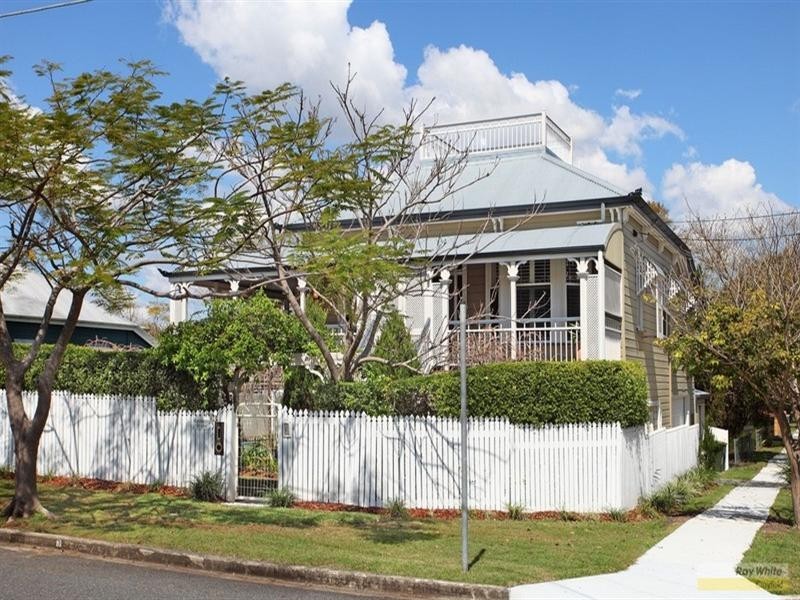 3 Storkey Street, Windsor QLD 4030