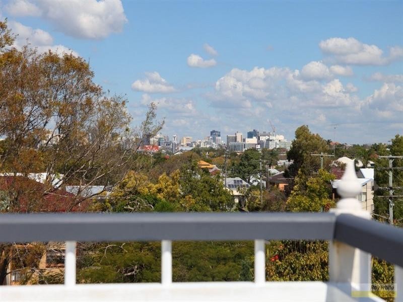 3 Storkey Street, Windsor QLD 4030