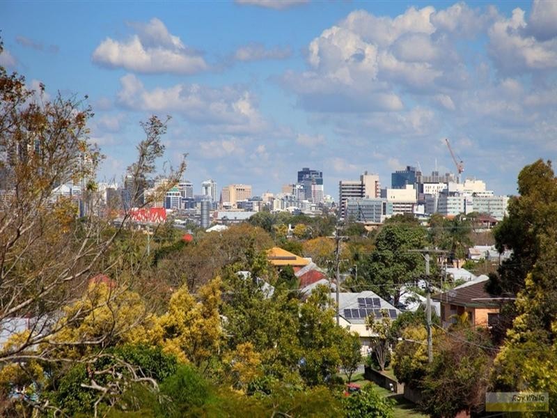 3 Storkey Street, Windsor QLD 4030