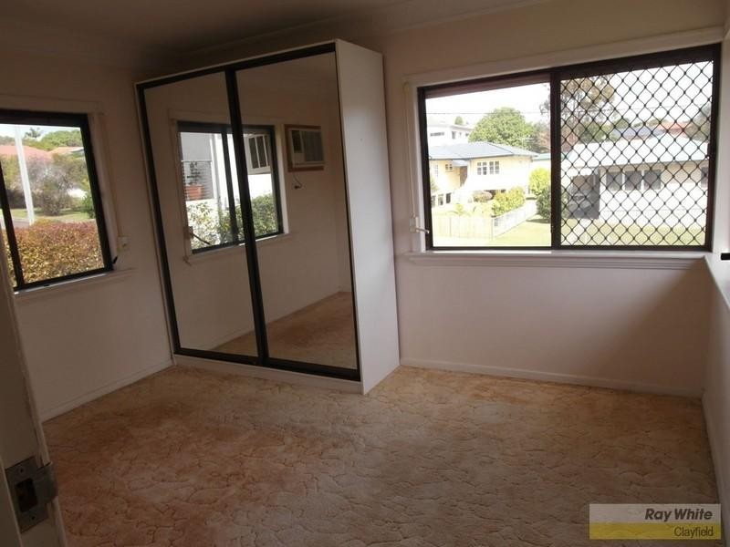 11 Kembla Street, Wavell Heights QLD 4012