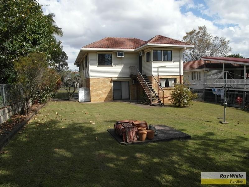 11 Kembla Street, Wavell Heights QLD 4012