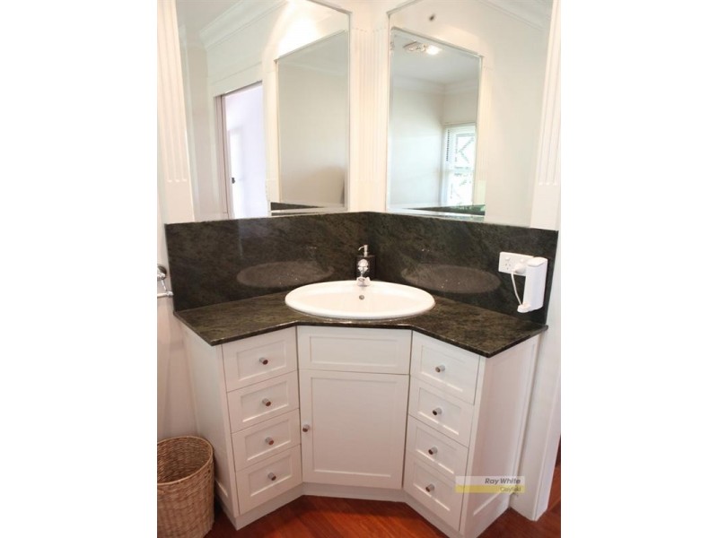 19 Dora Street, Hendra QLD 4011