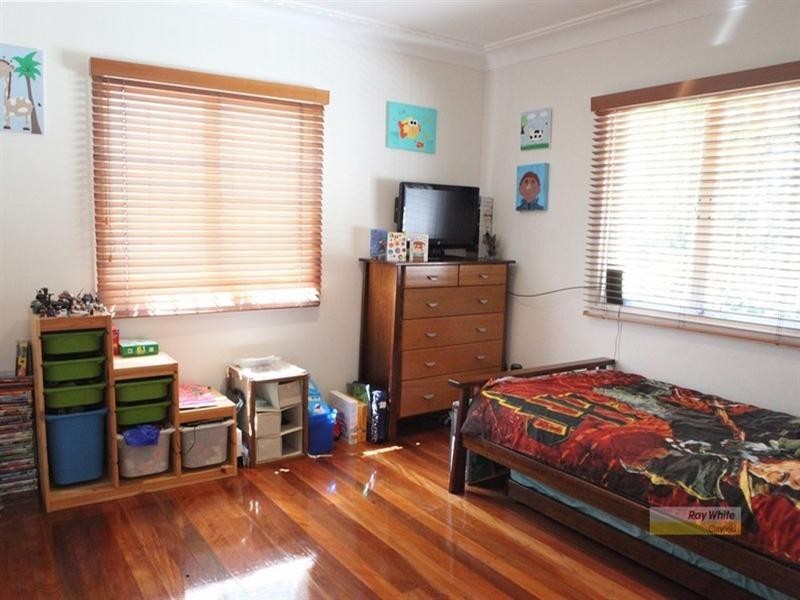 19 Dora Street, Hendra QLD 4011