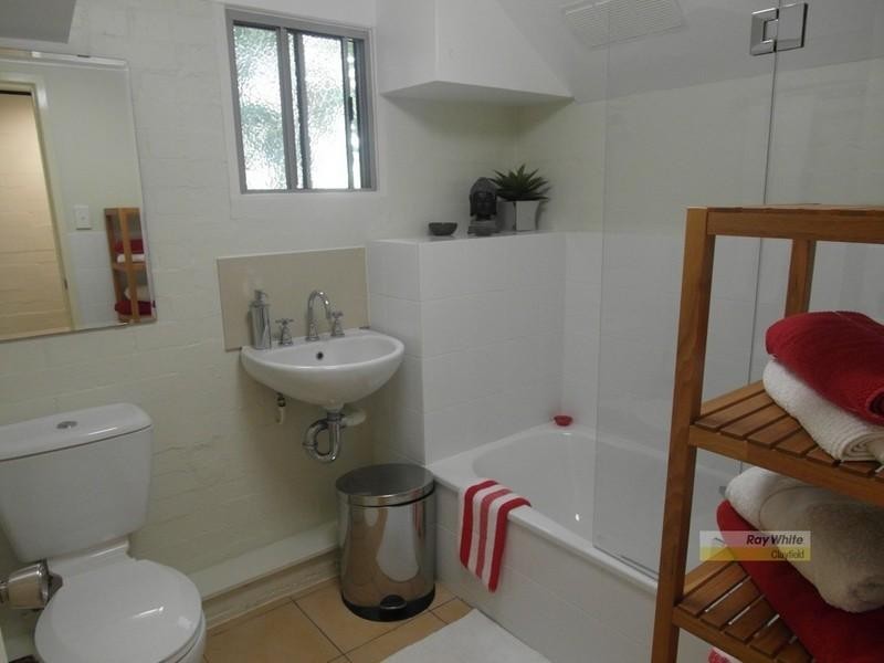 19 Dora Street, Hendra QLD 4011