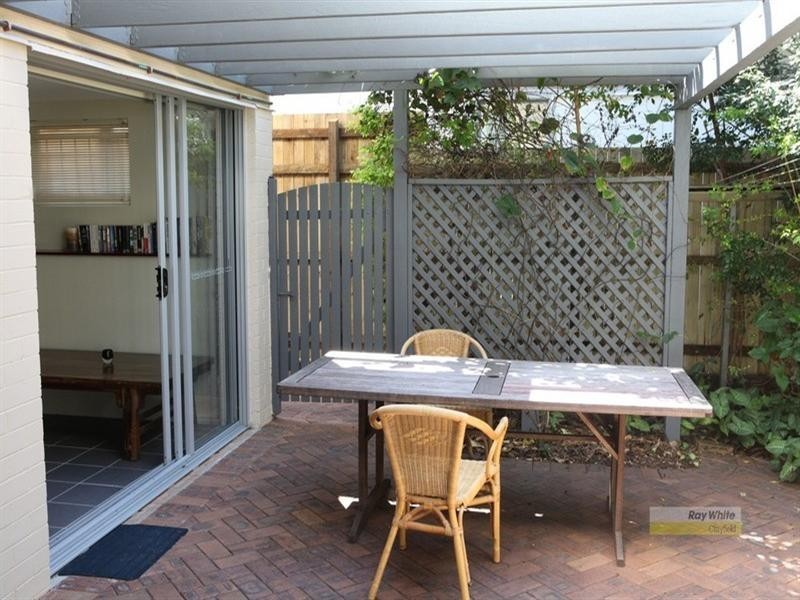 19 Dora Street, Hendra QLD 4011