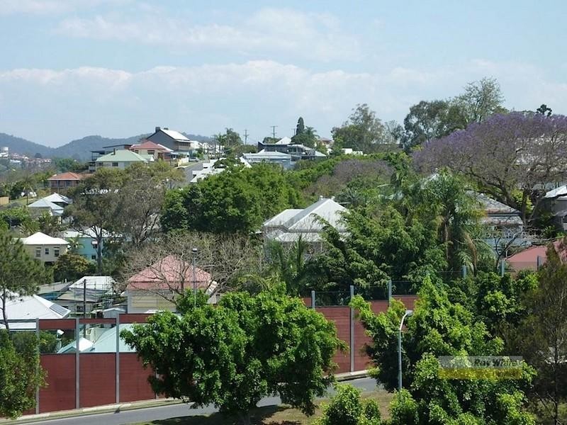 7 Clyde Street, Petrie Terrace QLD 4000