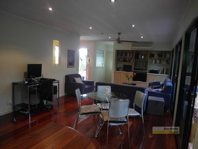 21A Junction Road, Clayfield QLD 4011