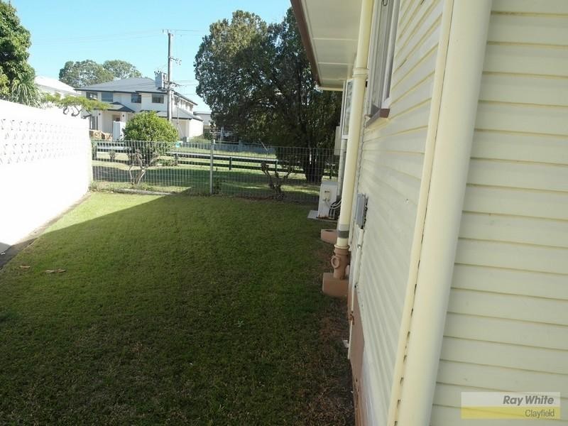 8 Bulli Street, Hendra QLD 4011