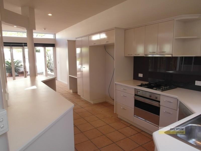 12B Doncaster Street, Hendra QLD 4011