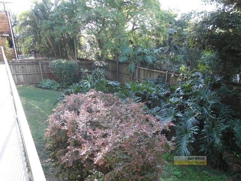 2/15 Junction Road, Clayfield QLD 4011