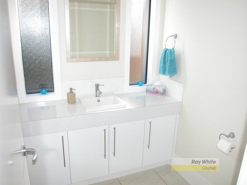 4 Sunny Avenue, Wavell Heights QLD 4012