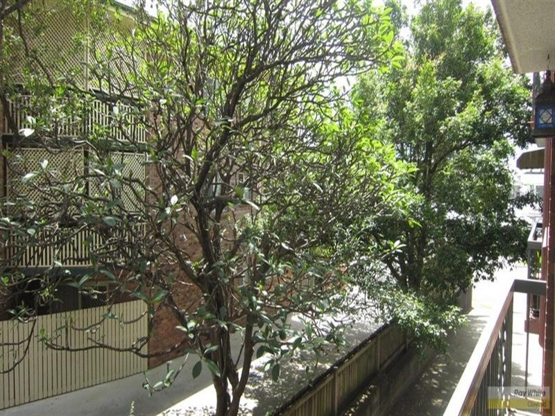 2/17 Childs Street, Clayfield QLD 4011