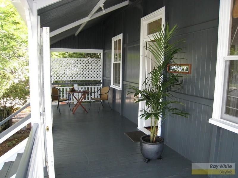 9 Dalziel Street, Nundah QLD 4012