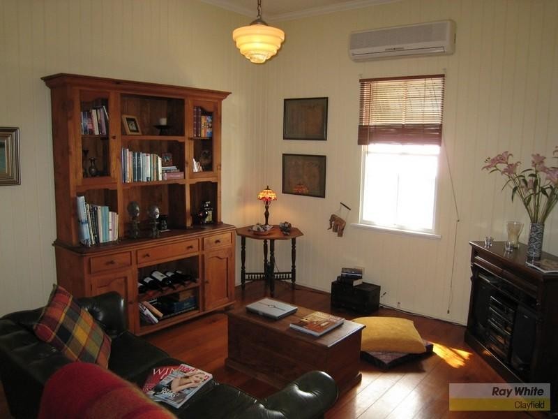 9 Dalziel Street, Nundah QLD 4012