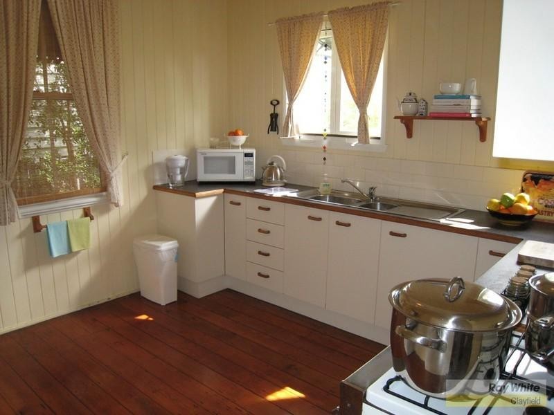 9 Dalziel Street, Nundah QLD 4012