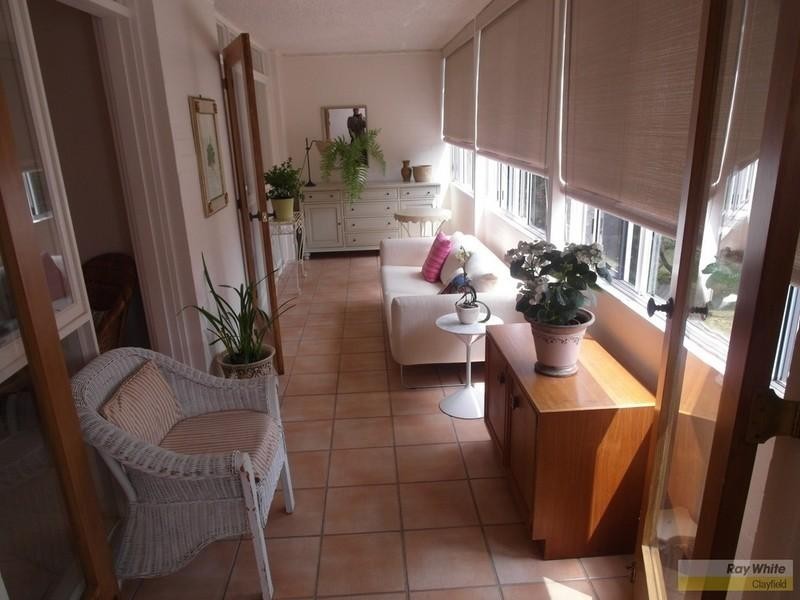 4/107 Windermere Road, Hamilton QLD 4007