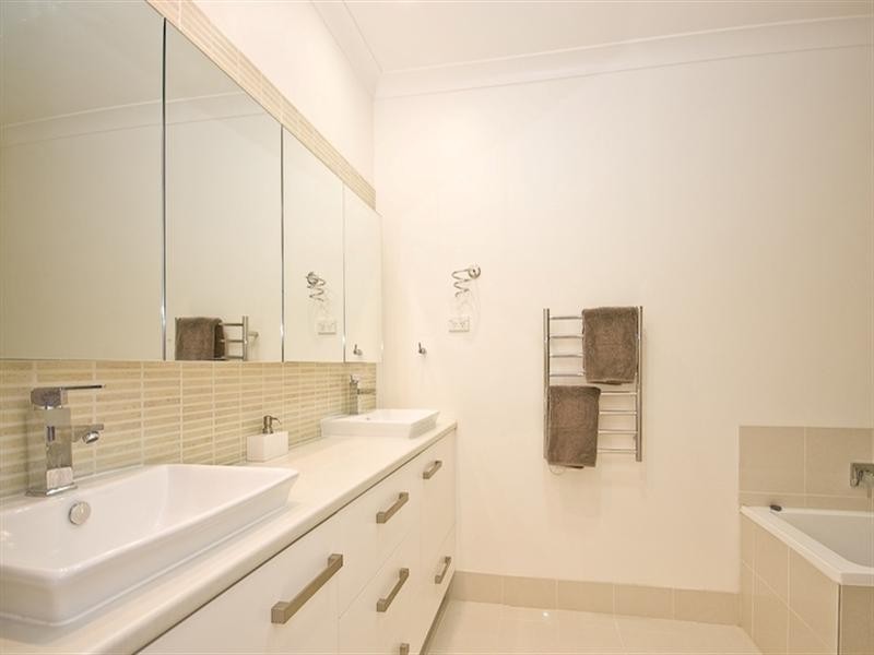 38 Charlotte Street, Wavell Heights QLD 4012