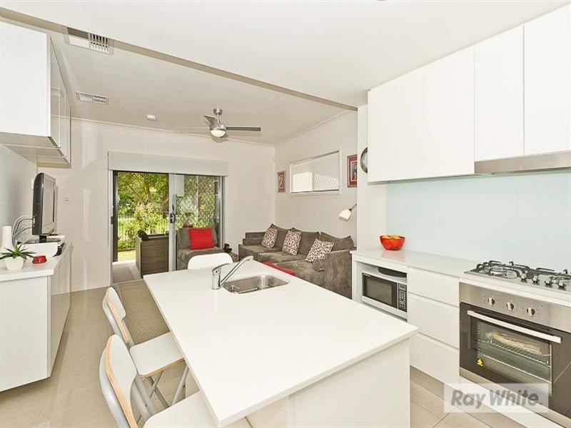 4/37 Gamelin Crescent, Stafford QLD 4053