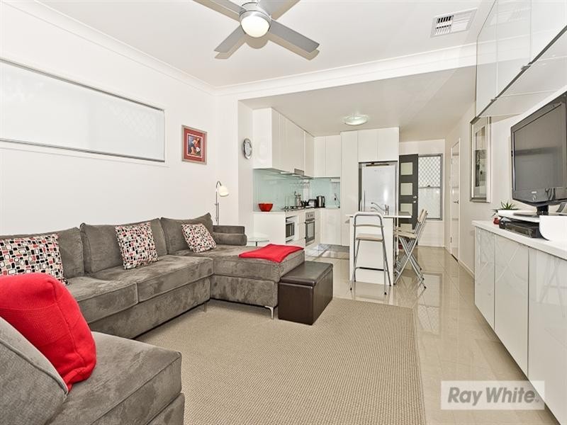 4/37 Gamelin Crescent, Stafford QLD 4053