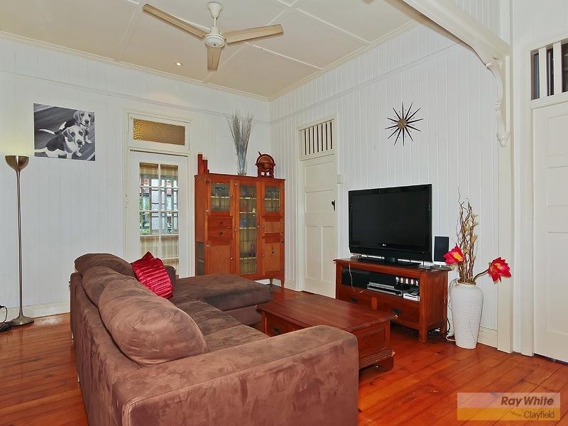 262 Buckland Road, Nundah QLD 4012